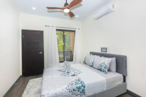 Island escape 1 Bdrm concierge service in west end